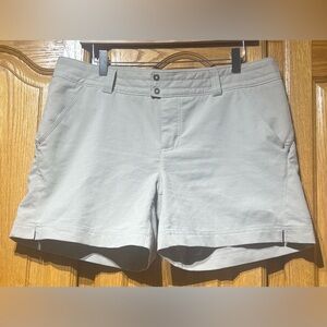 Columbia Titanium Omni-Shade Water Resistant Women’s Beige Hiking Shorts Size 12